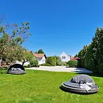 The Secret Garden - Bed & Breakfast Keszthely