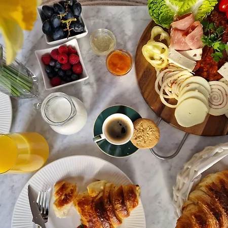 Bed and Breakfast The Secret Garden -