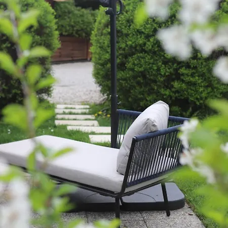 Bed & Breakfast The Secret Garden -