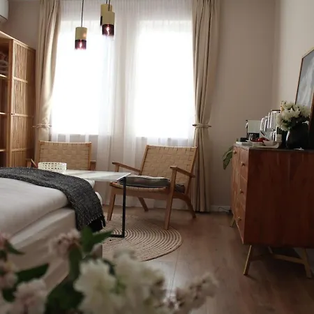 Bed & Breakfast The Secret Garden -